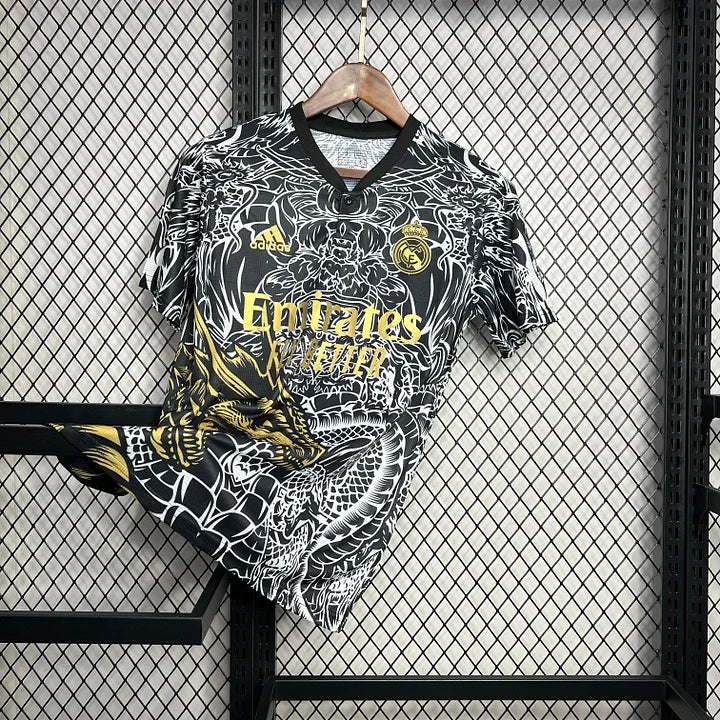 Maillot Real Madrid foot concept 2024 2025